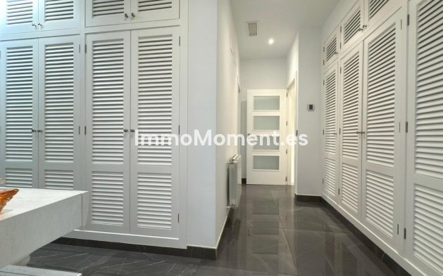 Reventa - Villa independiente - Alicante - Alicante Centro