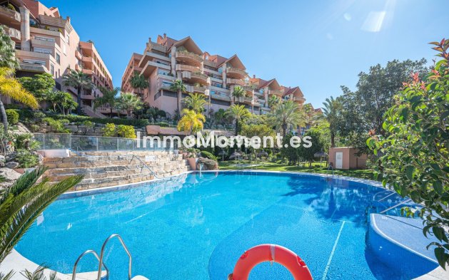 Resale - Apartment - Marbella - Nueva Andalucía